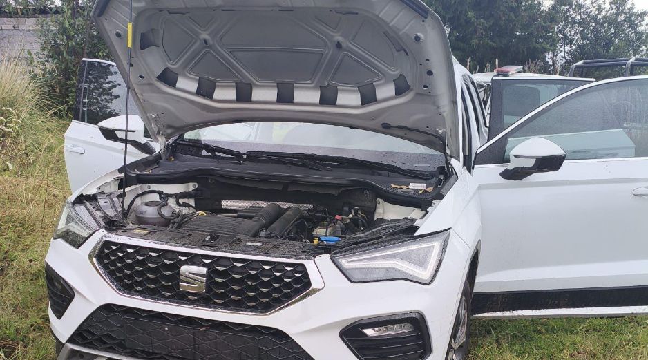 Aseguran camioneta usada por asaltantes en operativo interinstitucional en el libramiento Tres Marías–Huitzilac. ESPECIAL