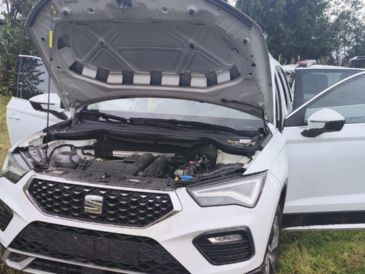 Aseguran camioneta usada por asaltantes en operativo interinstitucional en el libramiento Tres Marías–Huitzilac. ESPECIAL