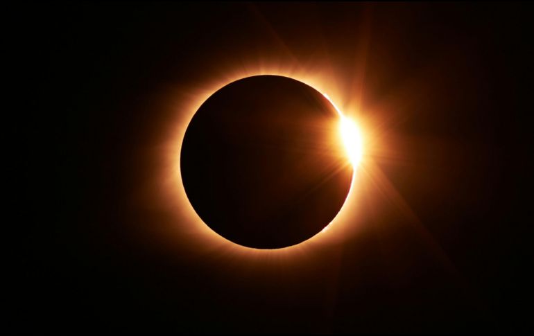 La NASA recuerda que nunca debe observarse el Sol sin protección especializada. Unsplash