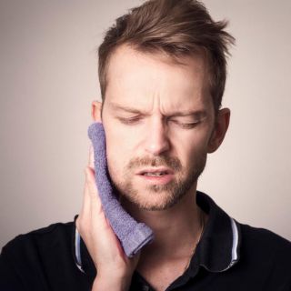 Así puedes eliminar el dolor de muelas en las noches en tiempo récord, según la ciencia