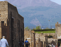 Los arqueólogos estiman que para alimentar a los cerca de 50 esclavos que ocupaban el barrio servil eran necesarios unos 18 mil 500 kilos de grano al año, producción que requería unas 25 hectáreas de cultivo. ESPECIAL