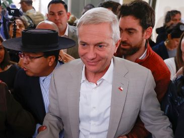 El nuevo mandatario se prepara ahora para asumir el poder el próximo 11 de marzo. EFE/ E. González.