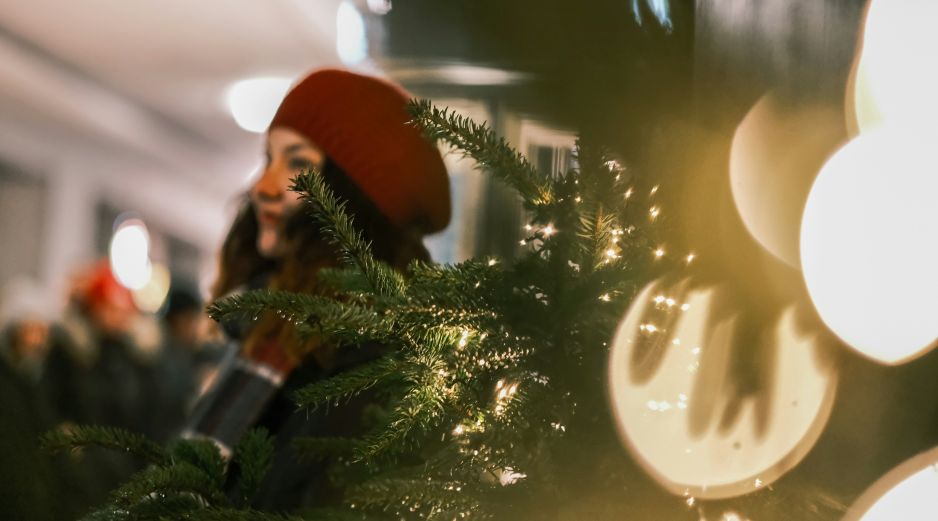 La finalidad es crear ambientes agradables donde familia y amigos pueden convivir y disfrutar de la temporada. UNSPLASH