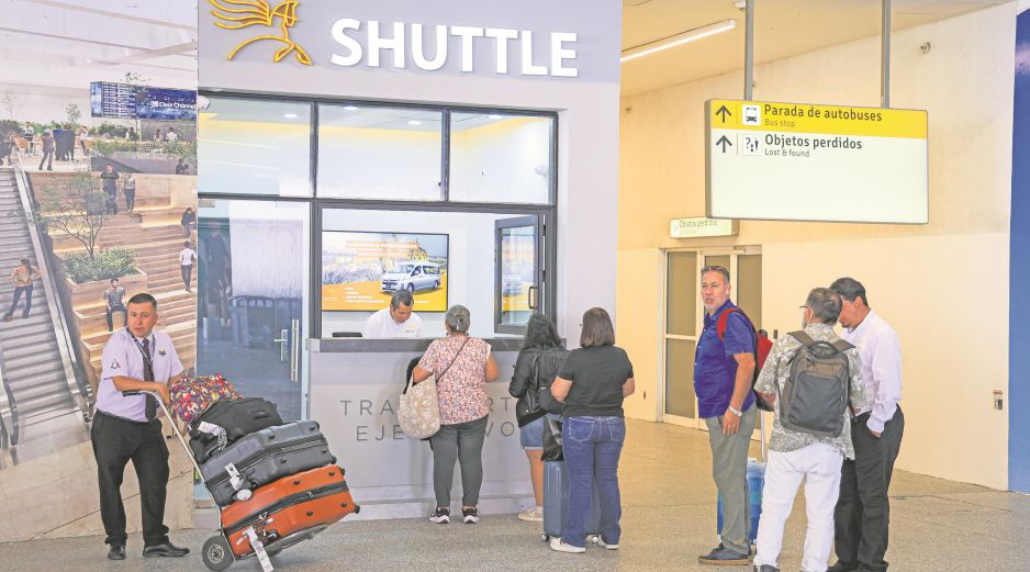 Pasajeros destacan la comodidad y la confiabilidad del nuevo servicio de shuttle del Aeropuerto Internacional de Guadalajara hacia distintos puntos de la ciudad. EL INFORMADOR/ J. Acosta