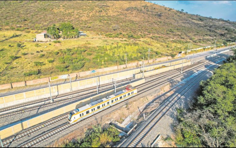 La Línea 4 del Tren Ligero inicia operaciones hoy con ocho estaciones y un recorrido de 21 kilómetros, que conectará Tlajomulco con Tlaquepaque y Guadalajara. EL INFORMADOR/ A. Navarro