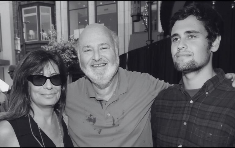 Nick, segundo hijo del matrimonio entre Rob y Michelle Reiner, atravesó por múltiples internaciones en centros de rehabilitación. X / @thelastshow