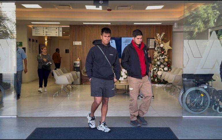 Efraín Álvarez está entre los futbolistas que iniciaron pretemporada con Chivas. EL INFORMADOR / F. Ramírez