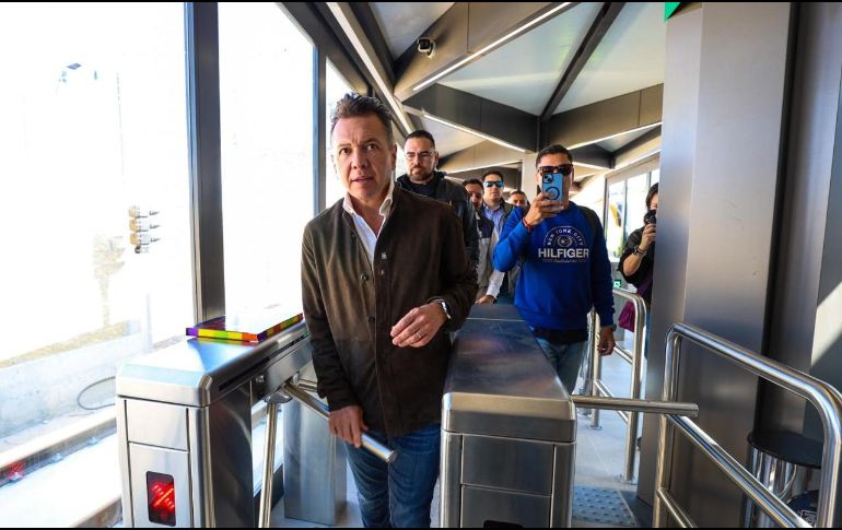 Imágenes de la inauguración de la Línea 4 del Tren Ligero este lunes 15 de diciembre. EL INFORMADOR/A. Navarro