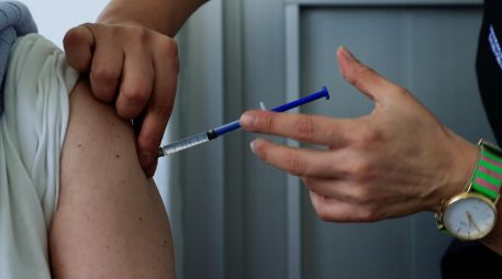 Los funcionarios subrayaron la importancia de la campaña de vacunación, lanzada por el ministerio de Salud. EFE/ C. Ramírez