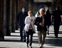 Protección Civil recomienda vestir con al menos tres capas de ropa, de preferencia de algodón o lana. Sun/Archivo