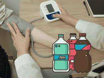 Recuerda que limitar o evitar estas bebidas puede ser una estrategia eficaz para el control de la hipertensión. ESPECIAL/Canva