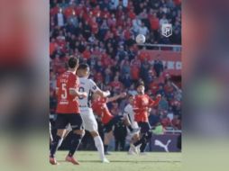 Este día, la FIFA anunció que un gol de chilena a larga distancia del argentino Santiago Montiel es el merecedor del premio Puskas al Mejor del Año. ESPECIAL / AFA