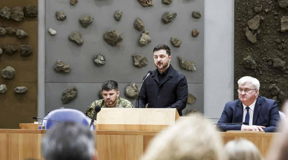 Los esfuerzos de paz liderados por Estados Unidos parecen estar ganando impulso. EFE/ R. VAN LONKHUIJSEN