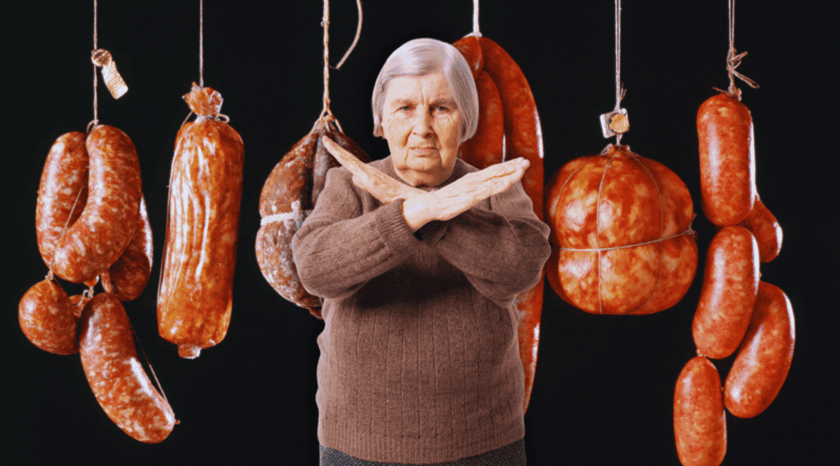 Los embutidos poseen una gran cantidad de sodio (sal) algo que interfiere en el normal funcionamiento de los riñones. ESPECIAL / CANVA