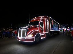 Con luces y tradición, la Caravana Coca-Cola reafirma su lugar como uno de los eventos más esperados de diciembre. EL INFORMADOR/ARCHIVO