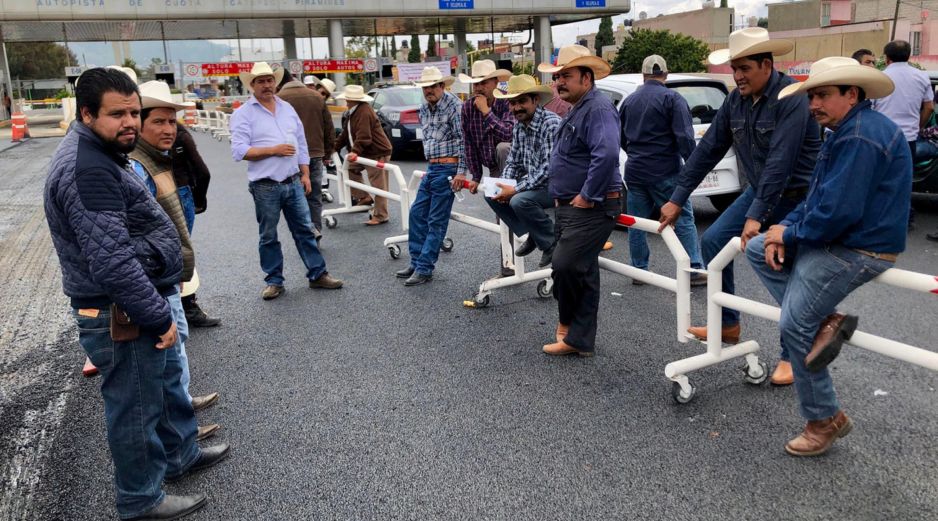 Integrantes de la ANTAC dijo que piden “seguridad para los transportistas en carreteras, salir a trabajar y volver a casa.” NTX / ARCHIVO