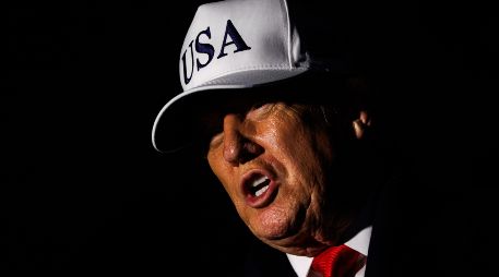 Trump endureció las restricciones migratorias tras un ataque en Washington y amplió la lista de países vetados. EFE/ARCHIVO