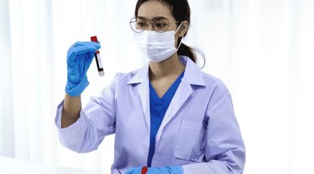 Vacúnate contra la influenza esta temporada, para evitar la posibilidad de contraer el virus. CANVA