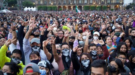 Durante más de dos semanas, el Zócalo capitalino se llenará de música y shows en vivo por el Festival Luces de Invierno. SUN/ARCHIVO