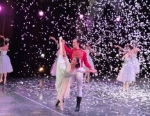 “El Cascanueces”, del Ballet de Jalisco, fue dirigido por Lucy Arce Álvarez. La puesta en escena, que arrancó temporada este miércoles 17, y se presentará hasta el domingo 21, y cuenta con 80 bailarines. EL INFORMADOR/ F. Salcedo