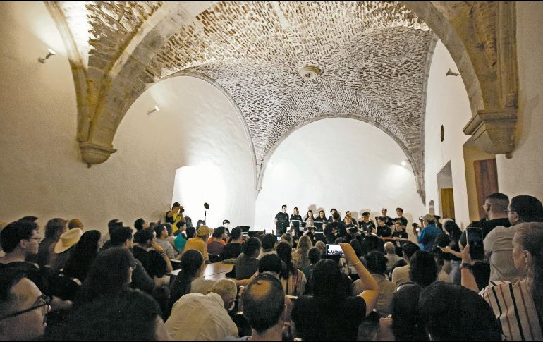 CULTURA. La música estuvo presente a través de la presentación de grupos corales.
