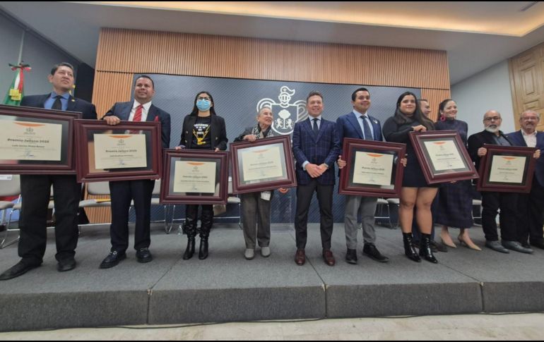 La entrega se realizó en Casa Jalisco y asistieron diversos funcionarios del Gobierno del Estado. EL INFORMADOR / J. Velazco