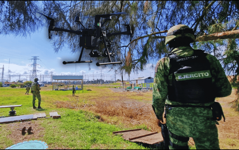 Sheinbaum informó que en el último año se han registrado ataques con drones en contra de elementos de la Sedena. EL INFORMADOR / ARCHIVO