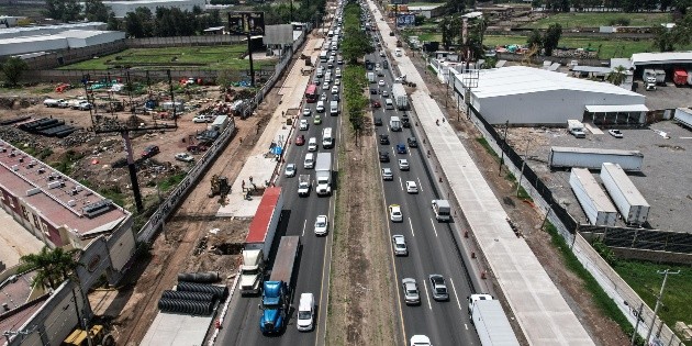 Carretera a Chapala: Abren circulaci&oacute;n en 12 carriles