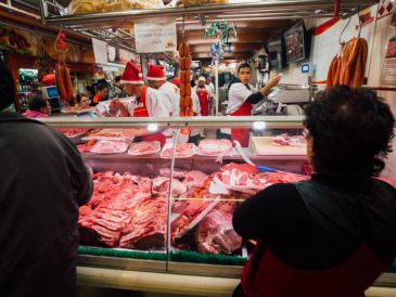 La cena tradicional navideña y de Año Nuevo en México, contempla  entradas, el plato fuerte, bebidas, pastel y la clásica ensalada de manzana. EL INFORMADOR/ARCHIVO