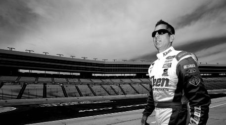 El youtuber Garrett Mitchell, conocido como Cleetus McFarland, confirmó la muerte de los Biffle. AFP / ARCHIVO