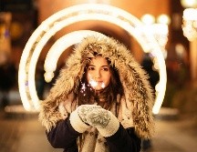 Más allá de estas creencias, especialistas de The International Feng Shui Guild coinciden en que la intención personal, la comodidad y la seguridad emocional también juegan un papel clave al elegir la vestimenta para recibir el Año Nuevo. Unsplash