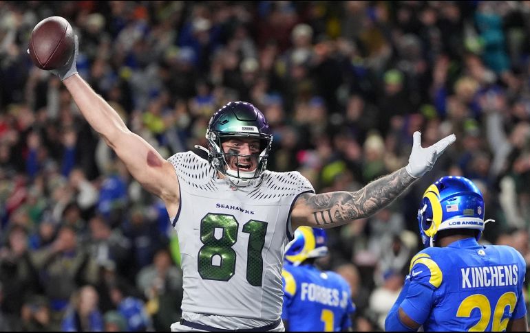 Eric Saubert convirtió dos puntos en el tiempo extra para darle la victoria a su equipo. AP/L. Wasson