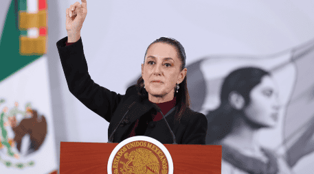 La Presidenta de México, Claudia Sheinbaum, en Palacio Nacional este viernes. EFE / M. Guzmán
