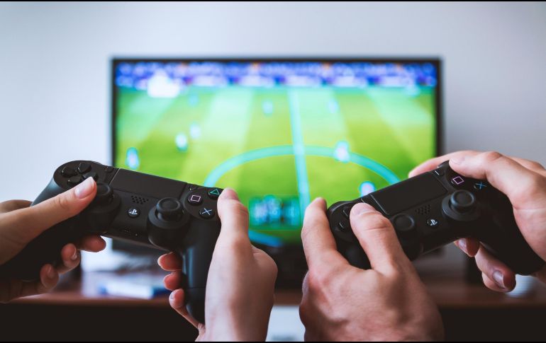 La iniciativa tiene por objetivo de reconocer e incorporar de manera formal a los deportes electrónicos o eSports dentro del sistema deportivo nacional. ESPECIAL / CANVA