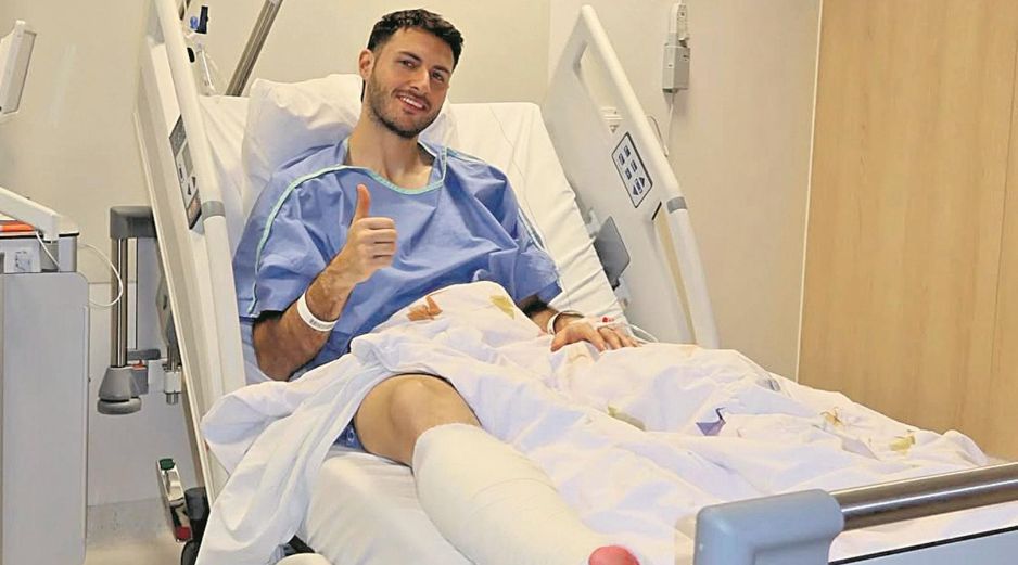El futbolista mexicano señaló que ahora se enfocará en la recuperación para regresar a las canchas. ESPECIAL