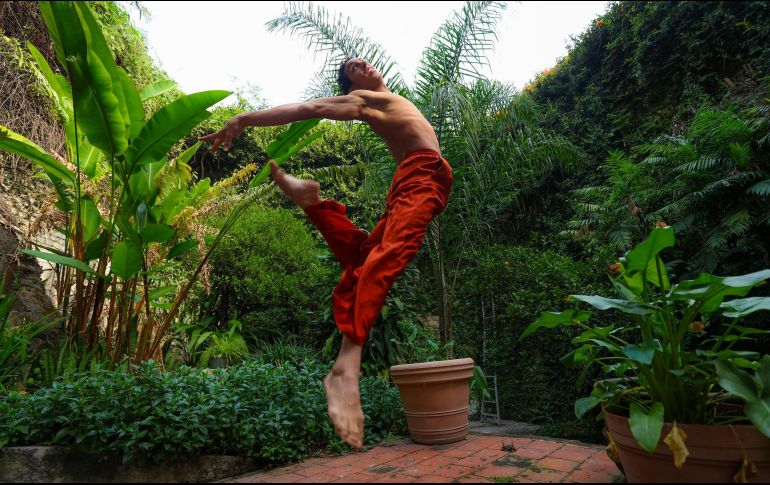 Álvaro Montelongo. Su trabajo escénico combina ballet, danza contemporánea, jazz y recursos del teatro musical. EL INFORMADOR/A. NAVARRO