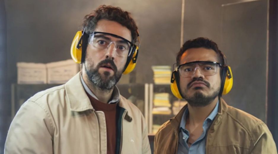 Aunque para muchos espectadores la propuesta puede parecer original, la película es en realidad una adaptación de “Tiempo de valientes”, un largometraje argentino estrenado hace dos décadas. ESPECIAL/NETFLIX