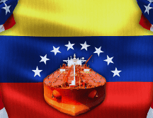 El estado del buque es desconocido y no está claro aún si transportaba crudo venezolano. ESPECIAL / CANVA