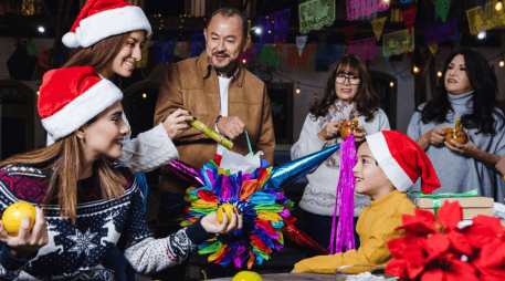 Con estos elementos, cualquier reunión puede transformarse en una auténtica posada navideña, llena de significado, alegría y tradición. CANVA