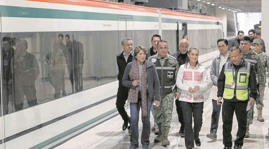 Claudia Sheinbaum encabezó el primer recorrido de prueba del Tren Suburbano que conectará la estación Lechería con el AIFA. Se prevé que entre en operación durante la Semana Santa. ESPECIAL
