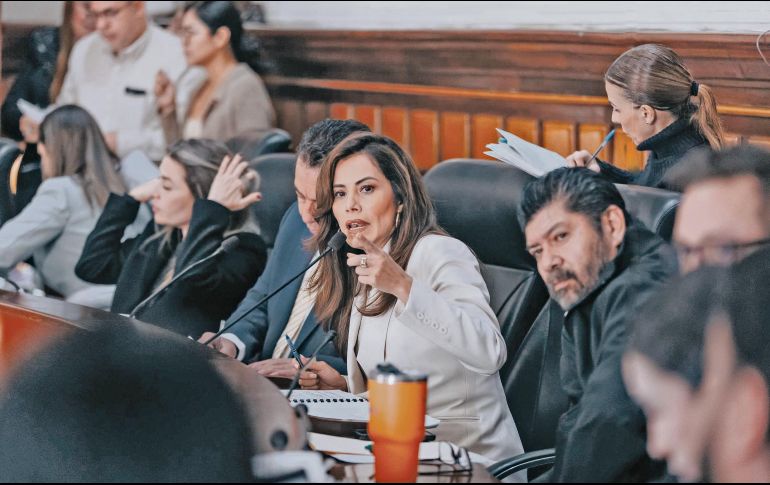 La alcaldesa tapatía también propuso donar un terreno para una prepa de la UdeG. ESPECIAL