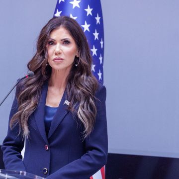 Kristi Noem aseguró que el gobierno de Estados Unidos no tolerará las acciones de Maduro. EFE/ARCHIVO