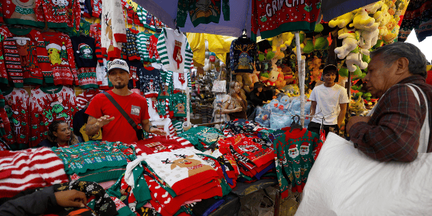 Navidad, temporada alta para el comercio informal en M&eacute;xico