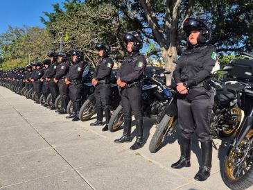 El acto protocolario para la entrega de las motos se llevó a cabo en el parque "Ciudades Hermanas" de Jardines del Bosque, en Guadalajara. EL INFORMADOR / R. Bobadilla