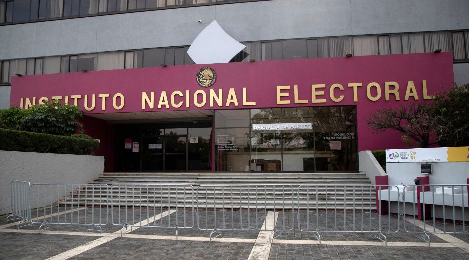 Los trámites relacionados con la credencial para votar estarán disponibles solo en determinados días durante el periodo navideño. EFE/ARCHIVO