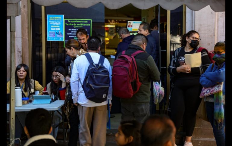 Las personas que no realicen el pago de su refrendo durante 2025 y estén obligadas a sustituir las placas, deberán cubrir en 2026 el costo del cambio que será superior a los dos mil 500 pesos. EL INFORMADOR/ A. Navarro