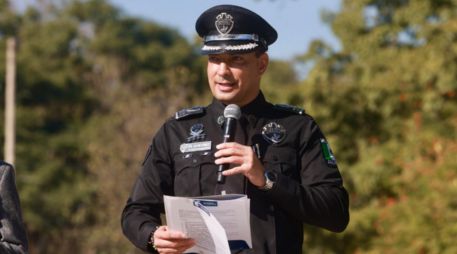 El secretario precisó que la meta es contar con entre dos y tres generaciones de nuevos policías al año, lo que permitiría alcanzar un crecimiento aproximado de 500 elementos anuales entre todas las corporaciones. CORTESÍA/ Gobierno de Jalisco