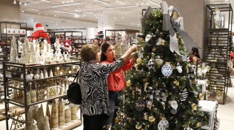 Liverpool es la marca más asociada a la Navidad en México, y la primera opción para comprar en tiendas físicas esta temporada. EL INFORMADOR/Archivo
