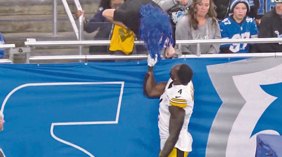 Metcalf se confrontó con un aficionado de los Lions antes de la primera mitad del partido del domingo; hubo un jalón e intento de golpe. ESPECIAL