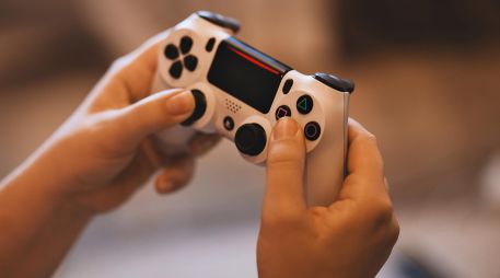 En el Gobierno federal dicen que se enfocarán esfuerzos en campañas para jóvenes y adolescentes que consumen videojuegos. ESPECIAL / CANVA